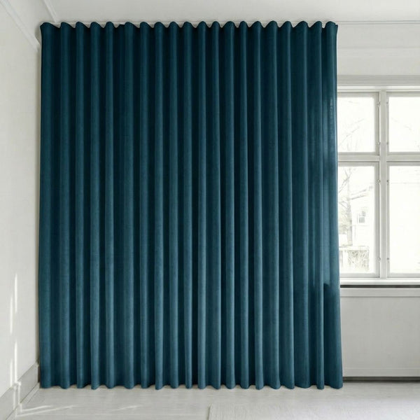 Veloursvorhang nach Maß – Bris - Classic Navy - C2603