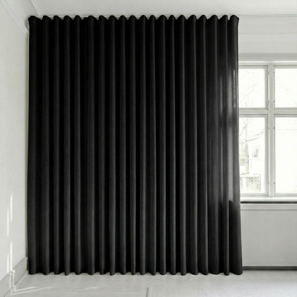 Veloursvorhang nach Maß – Bris - Jet Black - C2624