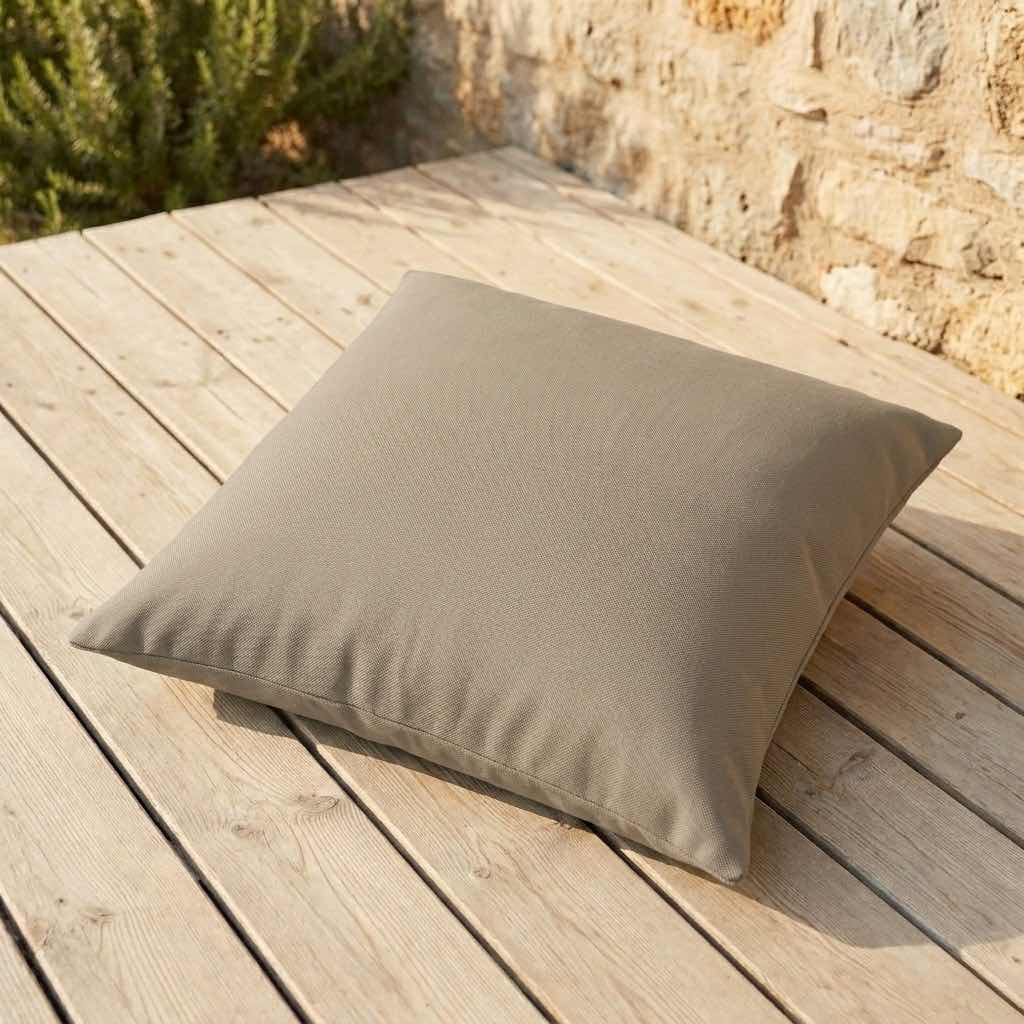 Bodenkissen nach Maß in Sunproof